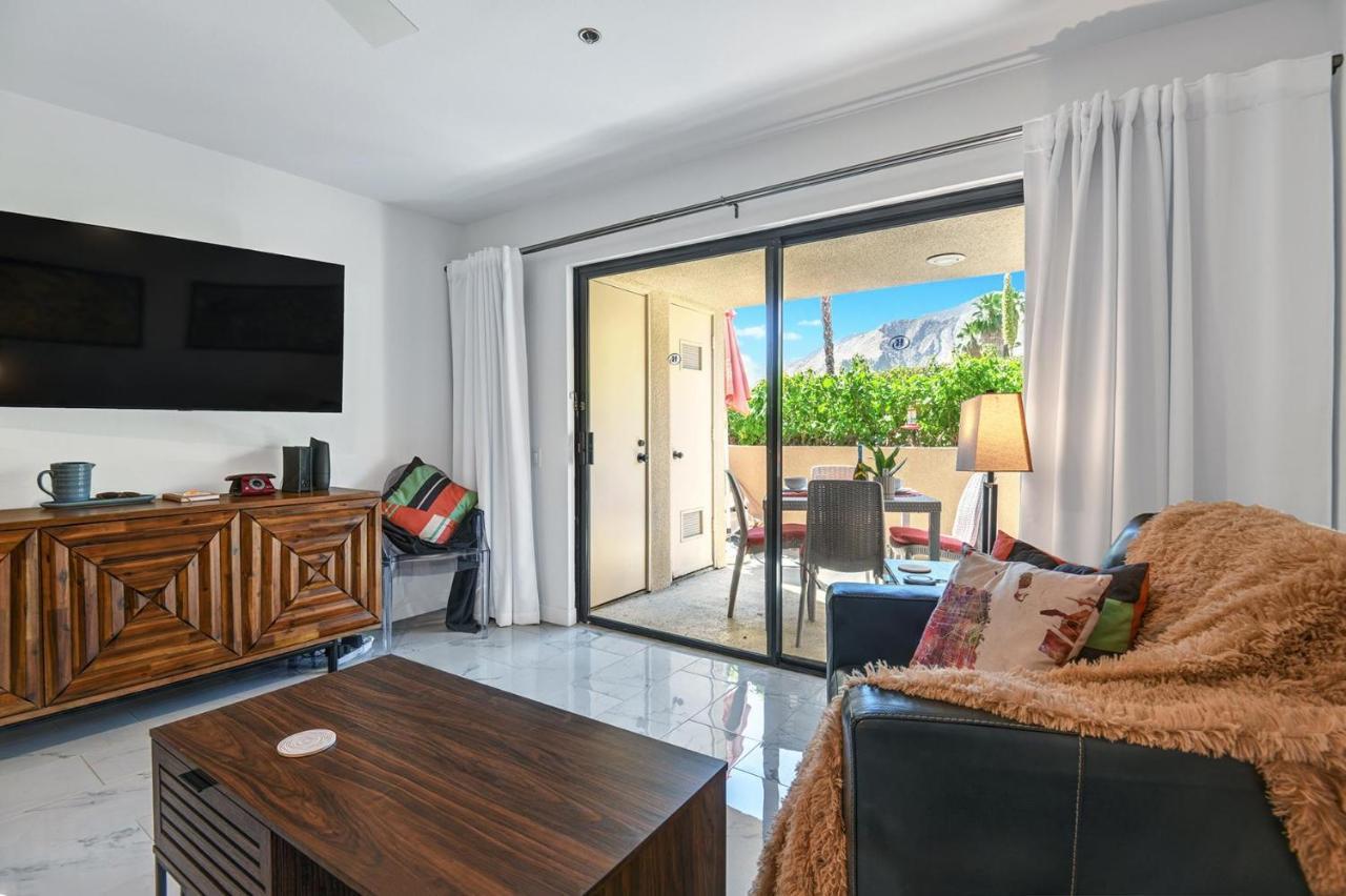 Modern Plaza Villas Oasis ปาล์มสปริงส์ ภายนอก รูปภาพ