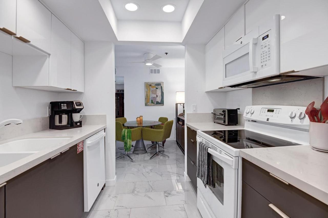 Modern Plaza Villas Oasis ปาล์มสปริงส์ ภายนอก รูปภาพ